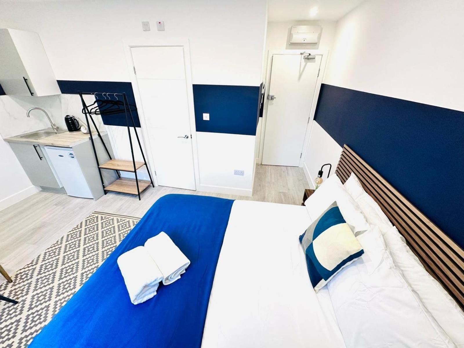 London 58 Blue House City Center Studio, Top Spot المظهر الخارجي الصورة