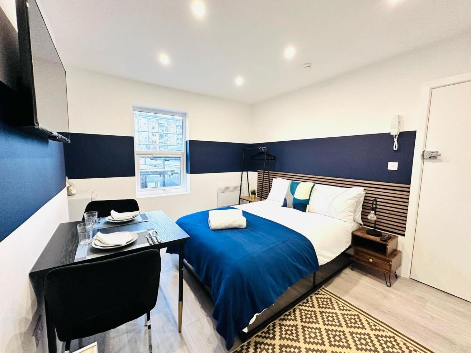 London 58 Blue House City Center Studio, Top Spot المظهر الخارجي الصورة