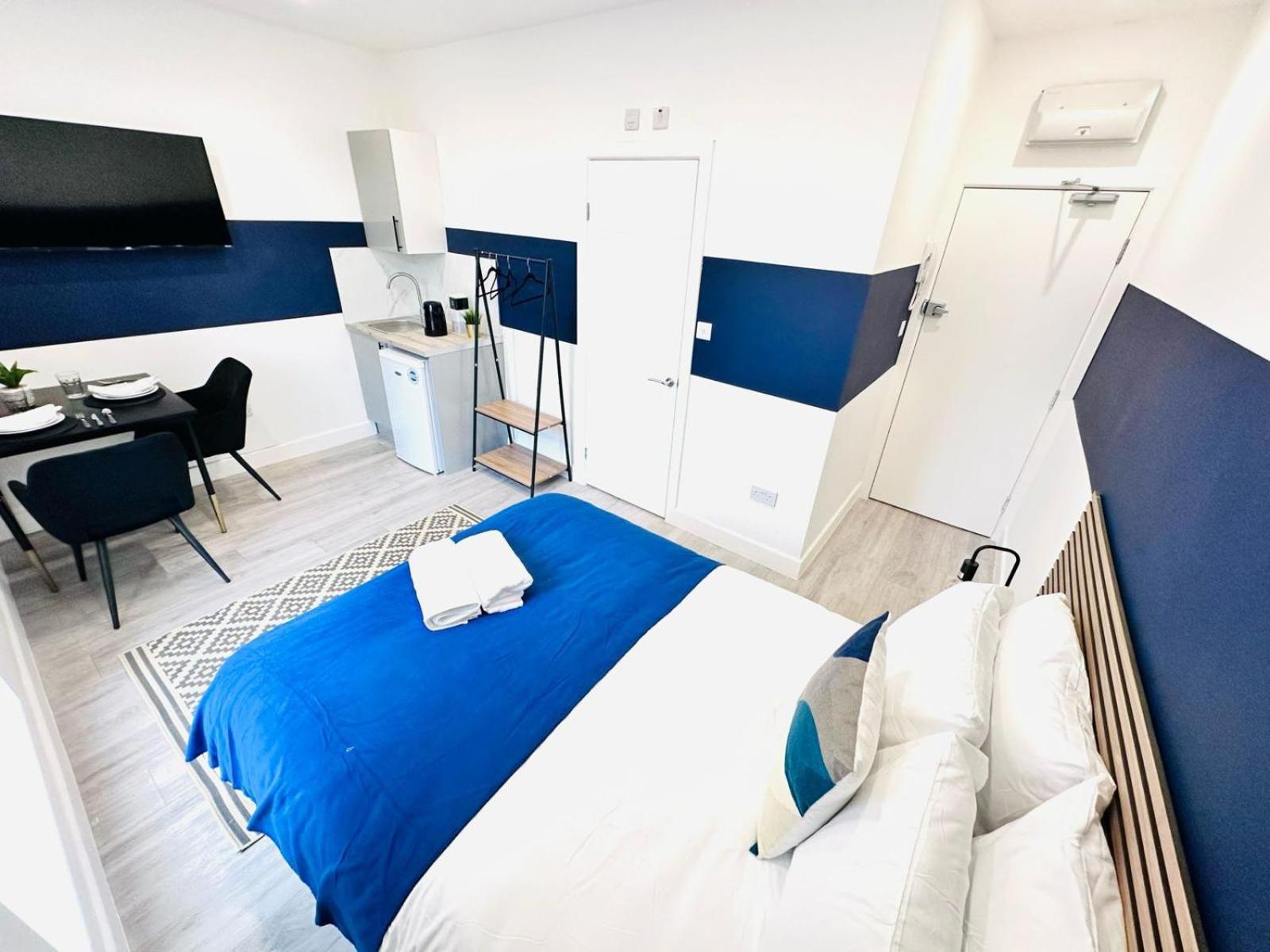 London 58 Blue House City Center Studio, Top Spot المظهر الخارجي الصورة