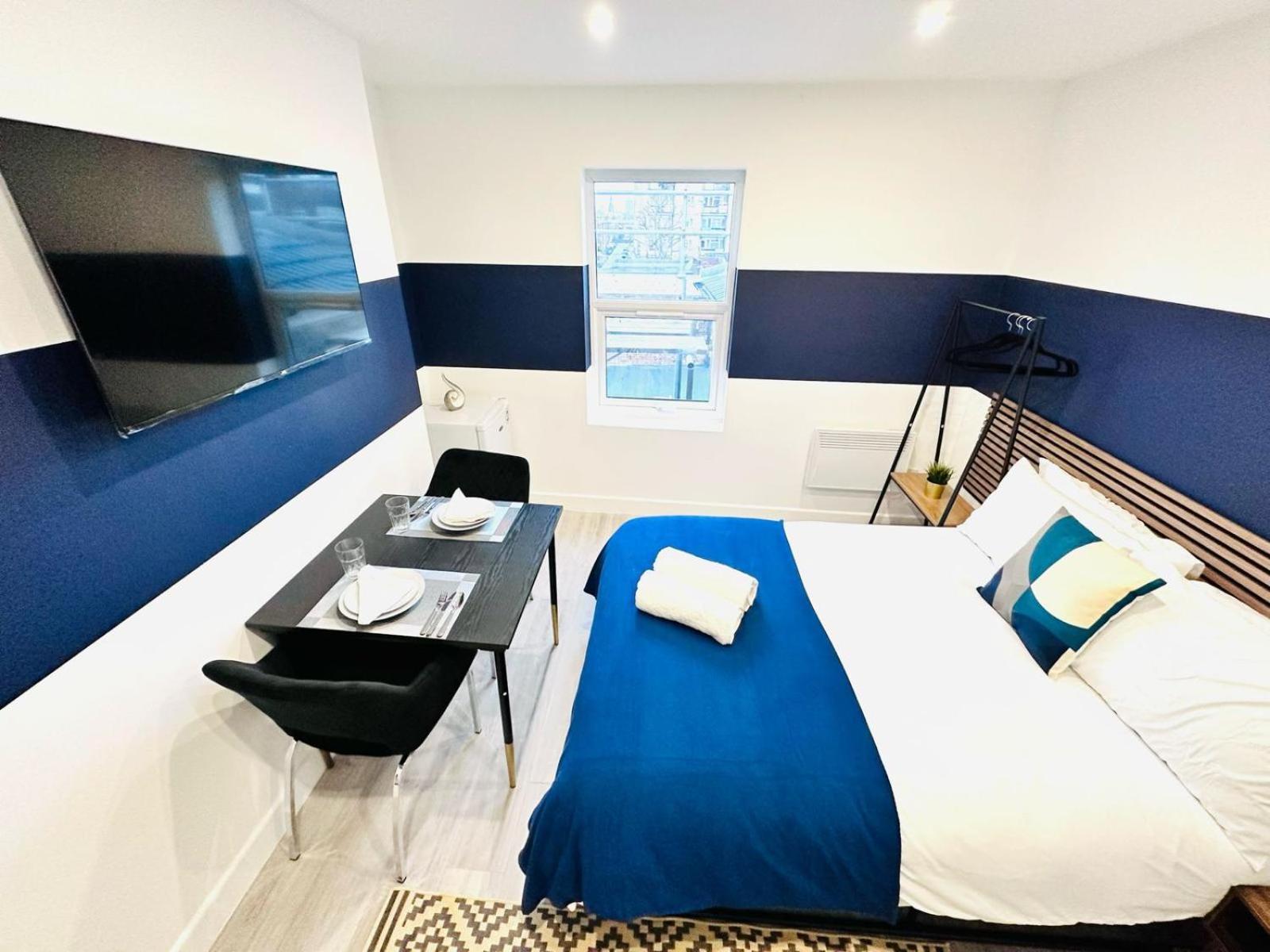 London 58 Blue House City Center Studio, Top Spot المظهر الخارجي الصورة