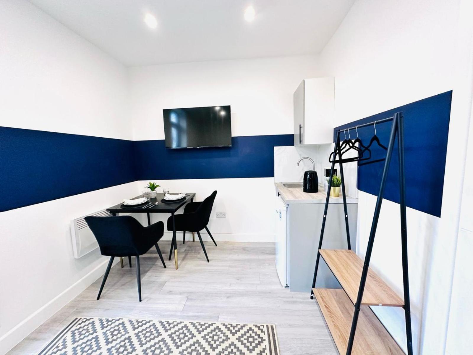 London 58 Blue House City Center Studio, Top Spot المظهر الخارجي الصورة