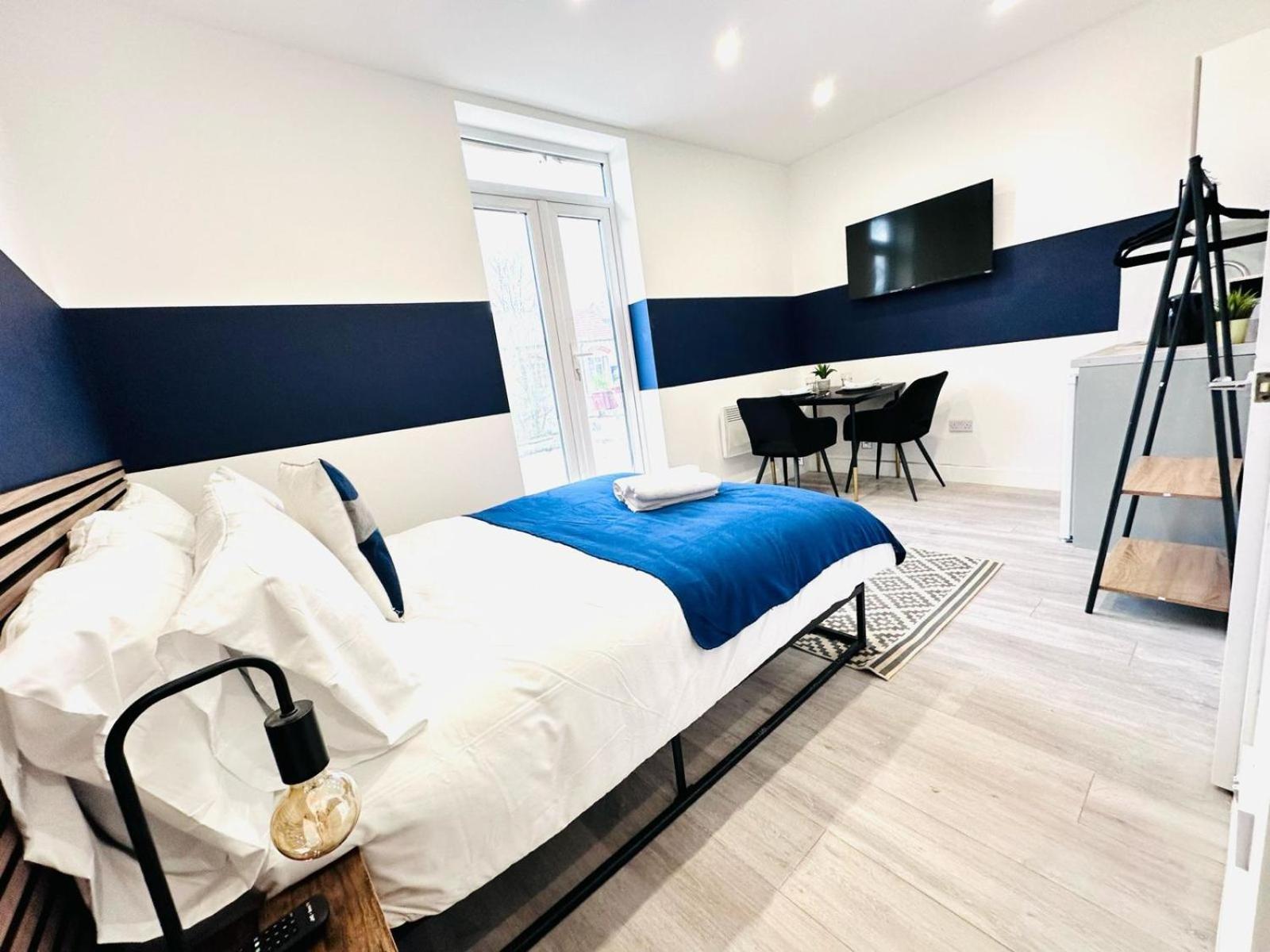 London 58 Blue House City Center Studio, Top Spot المظهر الخارجي الصورة