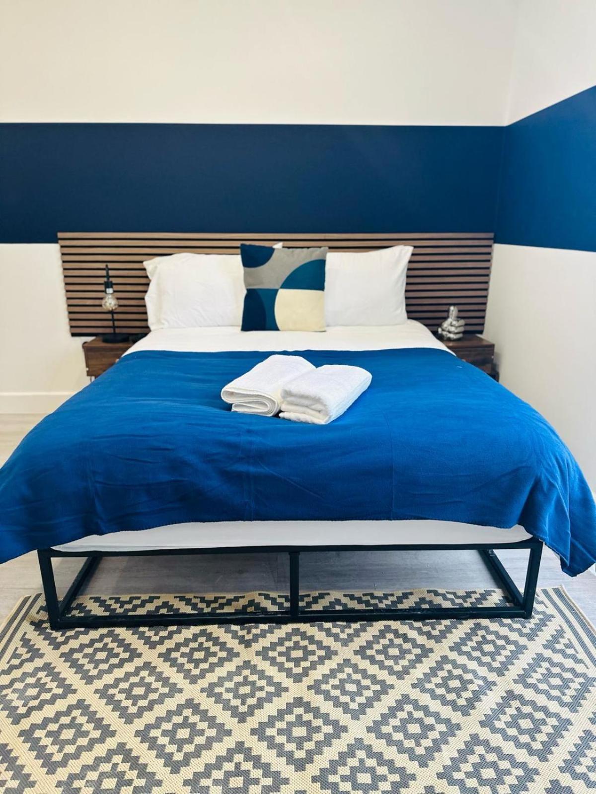London 58 Blue House City Center Studio, Top Spot المظهر الخارجي الصورة