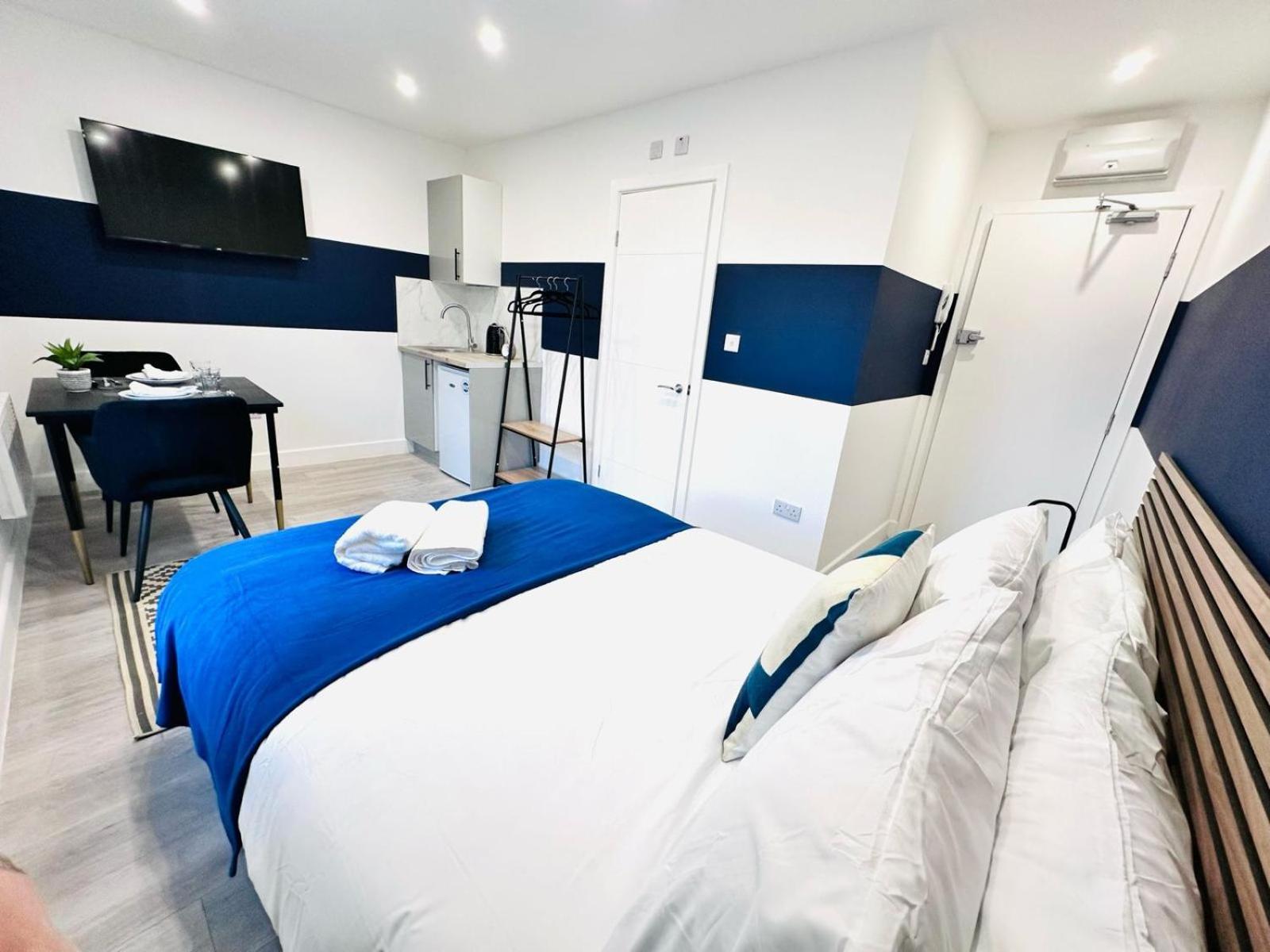 London 58 Blue House City Center Studio, Top Spot المظهر الخارجي الصورة