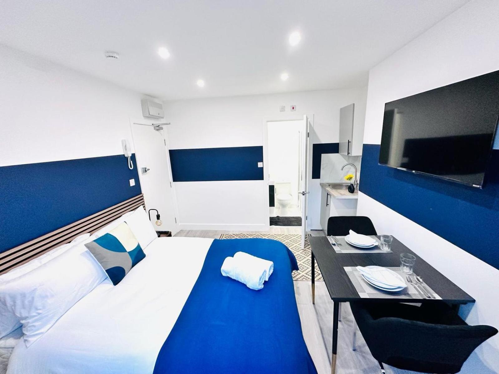 London 58 Blue House City Center Studio, Top Spot المظهر الخارجي الصورة